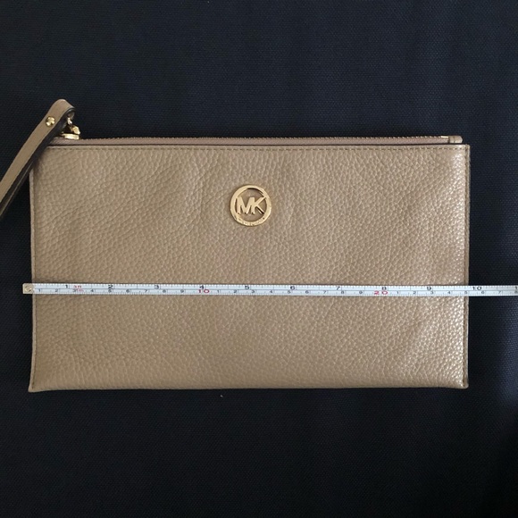 MK Leather Wristlet - Picture 7 of 8